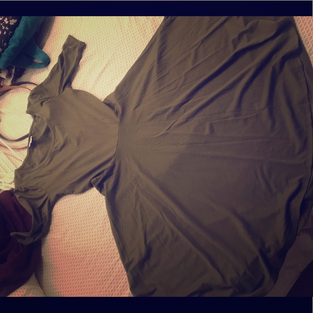 Olive LuLaRoe “Nicole” dress. Perfect for fall!